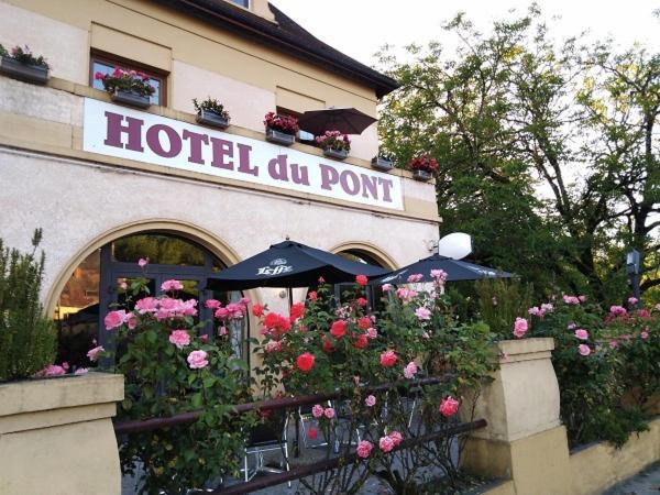 Hotel Du Pont Et Restaurant A Groléjac Exteriör bild